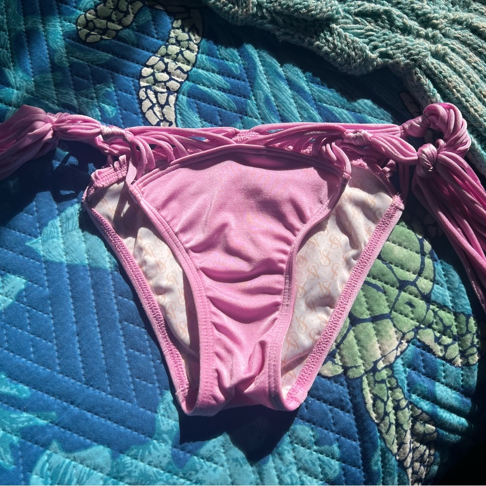 Vs String Bikini - image 1